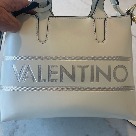 VALENTINO CREAM HANDBAG! Tassel!! Handles or crossbody strap! New - Picture 1 of 10